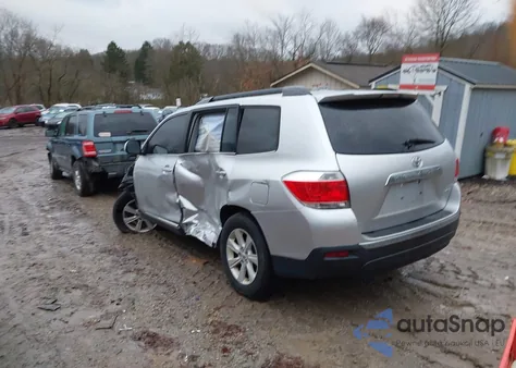 2012 Toyota Highlander Se V6 из США, поврежденный, VIN 5TDBK3EH6CS146228